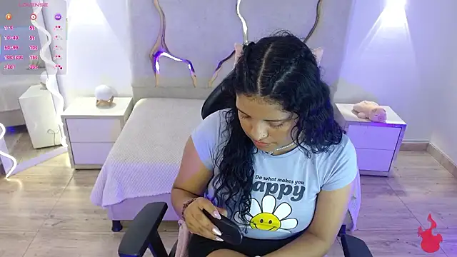 TATTI TAY online show from 02.04.26