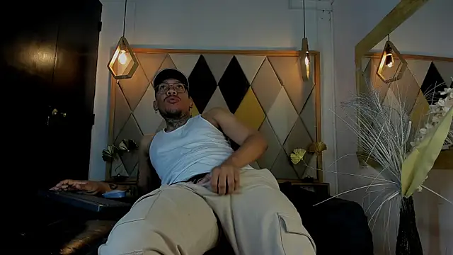 Snapshot of ThiagoBerry chatting on 02.05.26 ThiagoBerry online show from 02.05.26