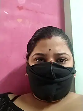 Snapshot of pinkisaha75 chatting on 03.18.26 pinkisaha75 online show from 03.18.26