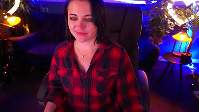 Dafni Monn online show from 01.25.25