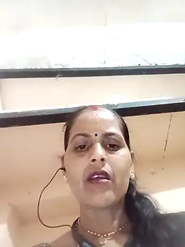 Snapshot of Hasmi_hot09 chatting on 02.13.26 Hasmi hot09 online show from 02.13.26