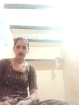 Snapshot of Hasmi_hot09 chatting on 02.14.26 Hasmi hot09 online show from 02.14.26