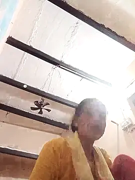 Hasmi hot09 online show from 03.18.26