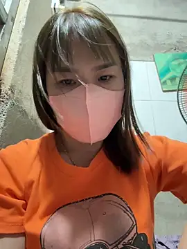 Snapshot of July-love chatting on 02.19.26 July-love online show from 02.19.26