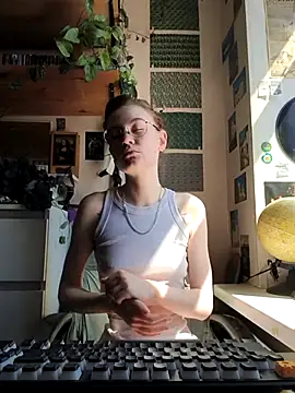 Shy Bamby online show from 07.18.26