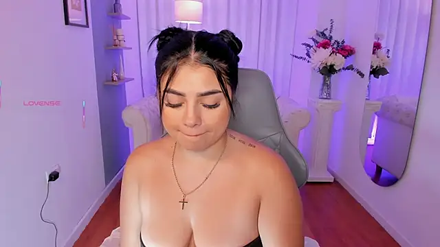 taylor smiith1 online show from 06.04.26