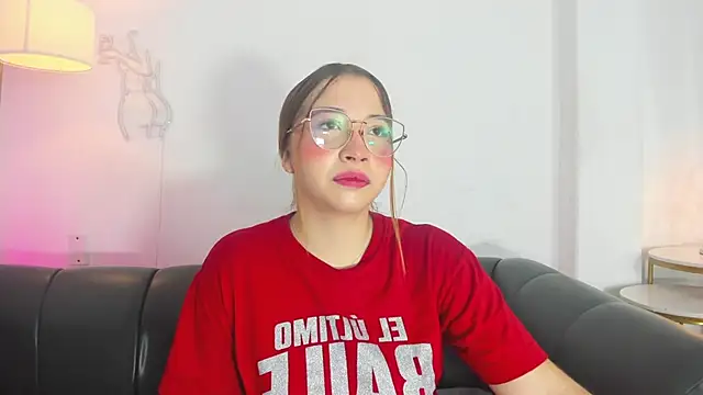 Snapshot of AliciaWhite_nt chatting on 02.11.26 AliciaWhite nt online show from 02.11.26