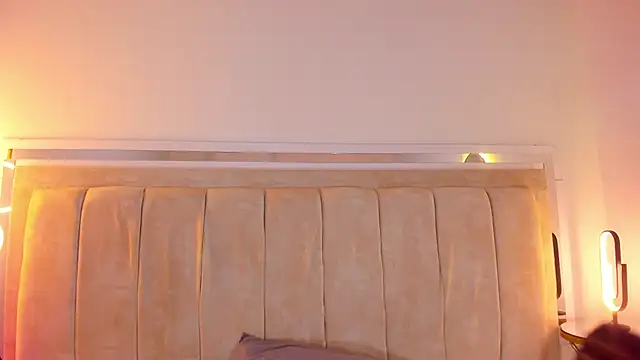 Snapshot of AliciaWhite_nt chatting on 02.16.26 AliciaWhite nt online show from 02.16.26