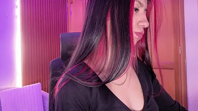 Snapshot of dulcetorresvg chatting on 02.28.26 dulcetorresvg online show from 02.28.26