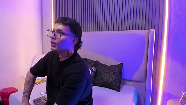 SamuParker online show from 01.10.26