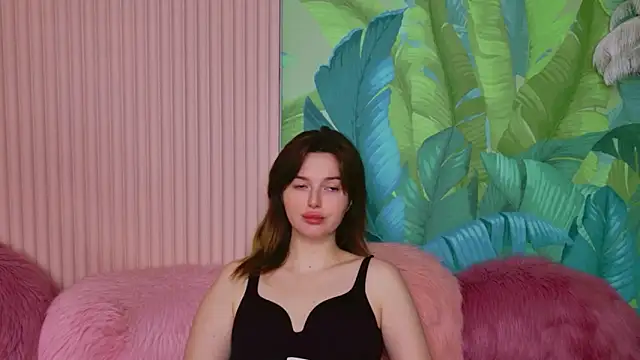 Karina Thorn online show from 02.13.26