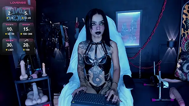 Electra Darkk online show from 05.25.26