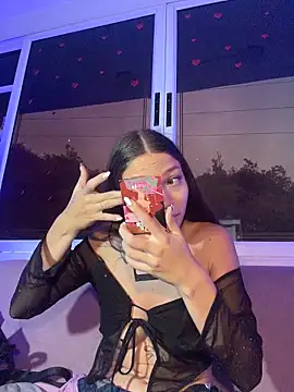 EmmaJhoons online show from 03.02.26