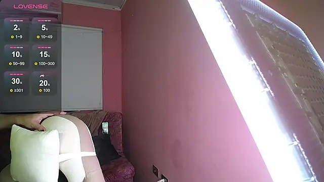 FoxySmile online show from 02.02.26