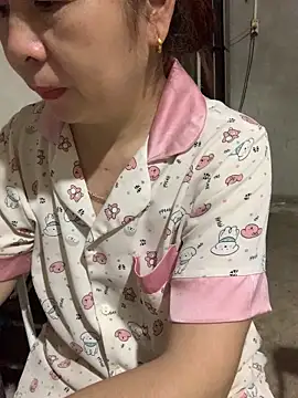 Snapshot of -Mery- chatting on 05.27.26 -Mery- online show from 05.27.26