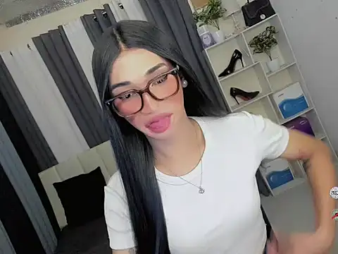 FyangFoxx online show from 03.22.26