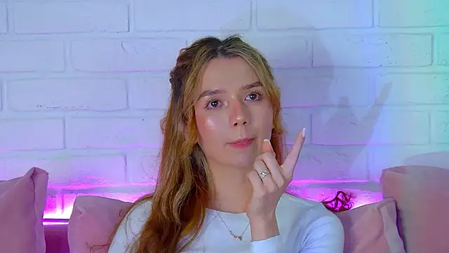 VanessaVienne online show from 02.19.26