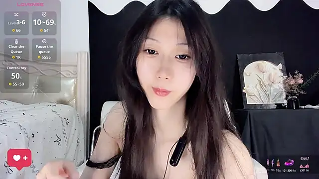 Queenbb88 online show from 07.12.26