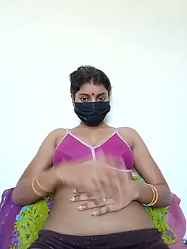 Snapshot of Erotic-Girl chatting on 05.16.26 Erotic-Girl online show from 05.16.26
