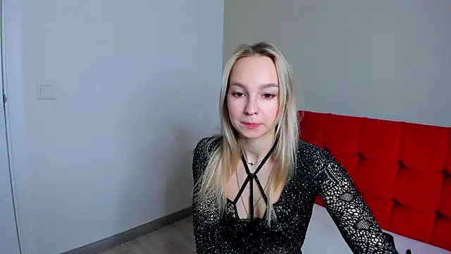 DaisyMellifluous online show from 02.25.26