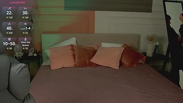 Snapshot of _SilkyShadow_ chatting on 03.21.26 SilkyShadow online show from 03.21.26