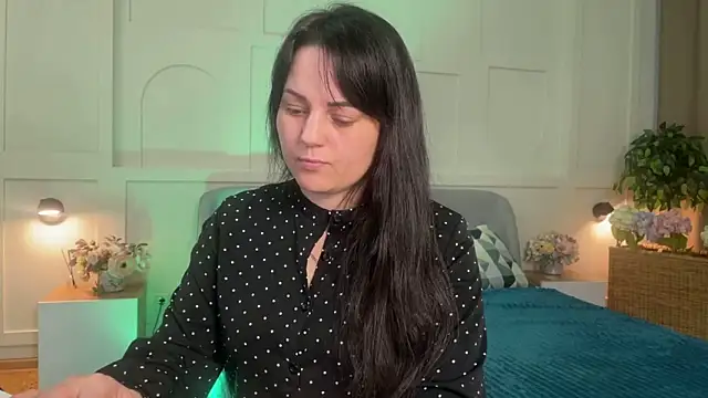 Snapshot of _SilkyShadow_ chatting on 03.22.26 SilkyShadow online show from 03.22.26