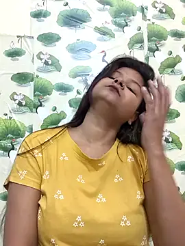 Attractive Queen  online show from 01.18.26