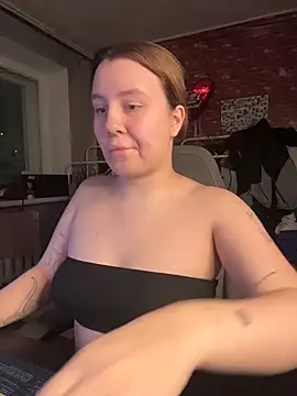 AnnaSeint online show from 02.13.26