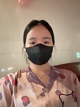 Gwen879 online show from 04.06.26