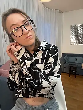 Persephone Kore online show from 03.30.26