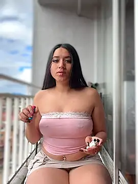 Veronica Wins  online show from 06.18.26