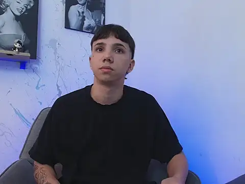 Snapshot of andy_miller5 chatting on 02.11.26 andy miller5 online show from 02.11.26