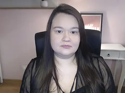 Snapshot of HollyDanceSoul chatting on 02.09.26 HollyDanceSoul online show from 02.09.26