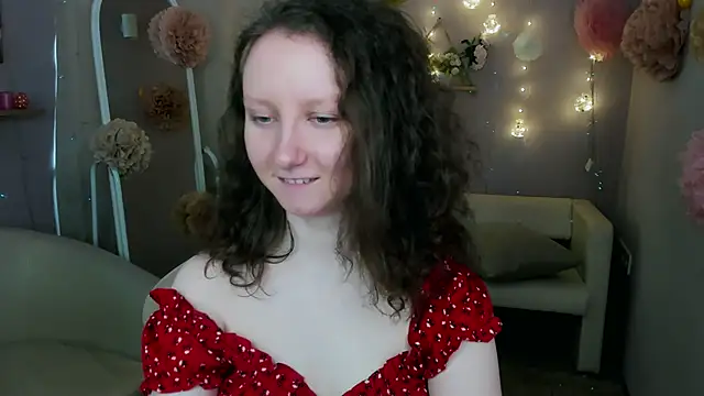 Snapshot of SunshineBlaze chatting on 05.15.26 SunshineBlaze online show from 05.15.26