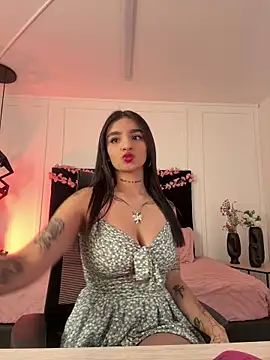 Abriil cutee online show from 04.08.26