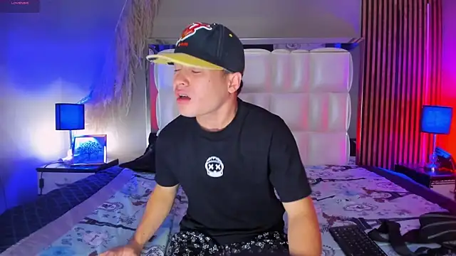 Roger And Ramona online show from 03.27.26