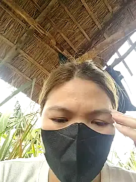 Snapshot of leona118 chatting on 02.27.26 leona118 online show from 02.27.26