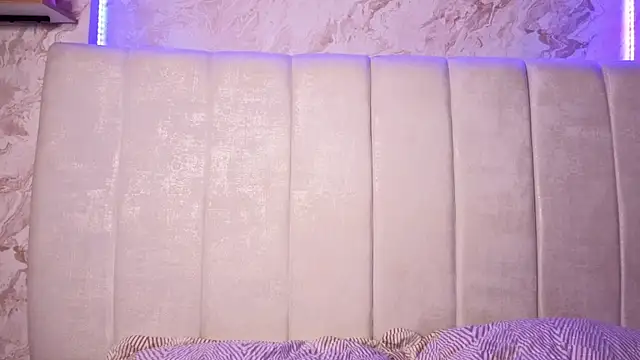 KimiNaru online show from 02.10.26