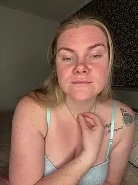 SexyBlondJoanna online show from 02.19.26