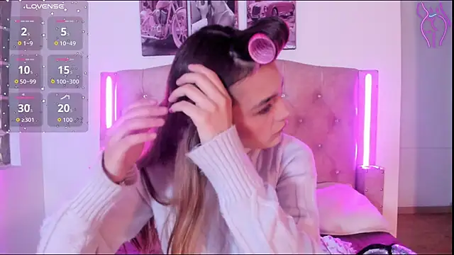 liaa  cutee online show from 01.10.26