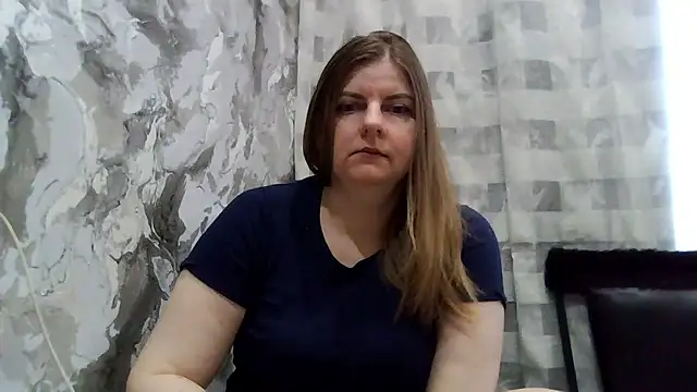 Snapshot of DarkRose0104 chatting on 01.14.26 DarkRose0104 online show from 01.14.26