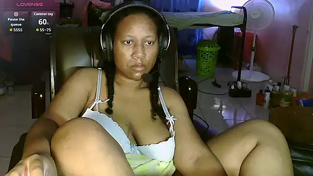 Eirondra valeen online show from 05.22.26