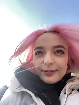 Snapshot of aka_Blonde chatting on 03.01.26 aka Blonde online show from 03.01.26