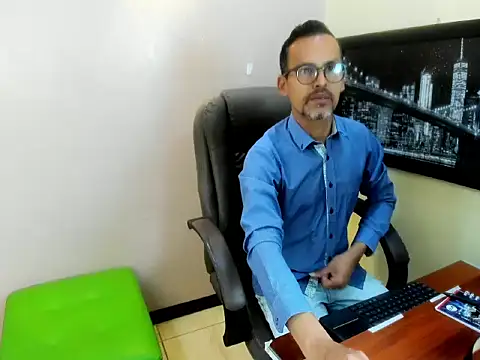 Oswalldo   online show from 03.17.26