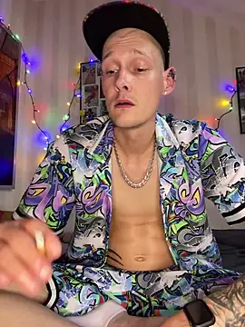 Donaldduck0069 online show from 06.18.26