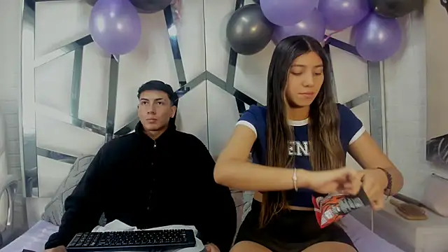 ScarlettAndLucas online show from 02.04.26