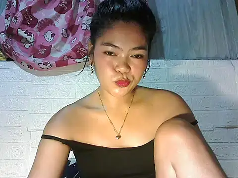 Snapshot of Sexyhotjove chatting on 06.20.26 Sexyhotjove online show from 06.20.26
