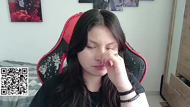 yessica gomez01 online show from 04.13.26