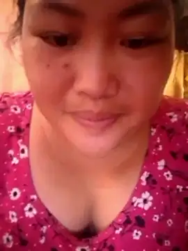 Snapshot of pinay_rose14 chatting on 04.16.26 pinay rose14 online show from 04.16.26