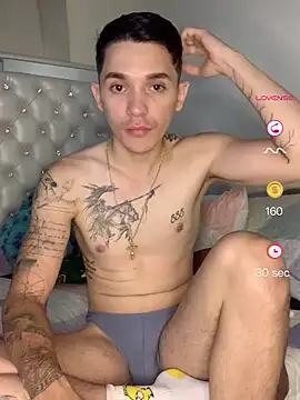 Snapshot of _Ander_Xx chatting on 05.28.26 Ander Xx online show from 05.28.26